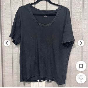 American Eagle distressed t, black. Medium. Fits like a large